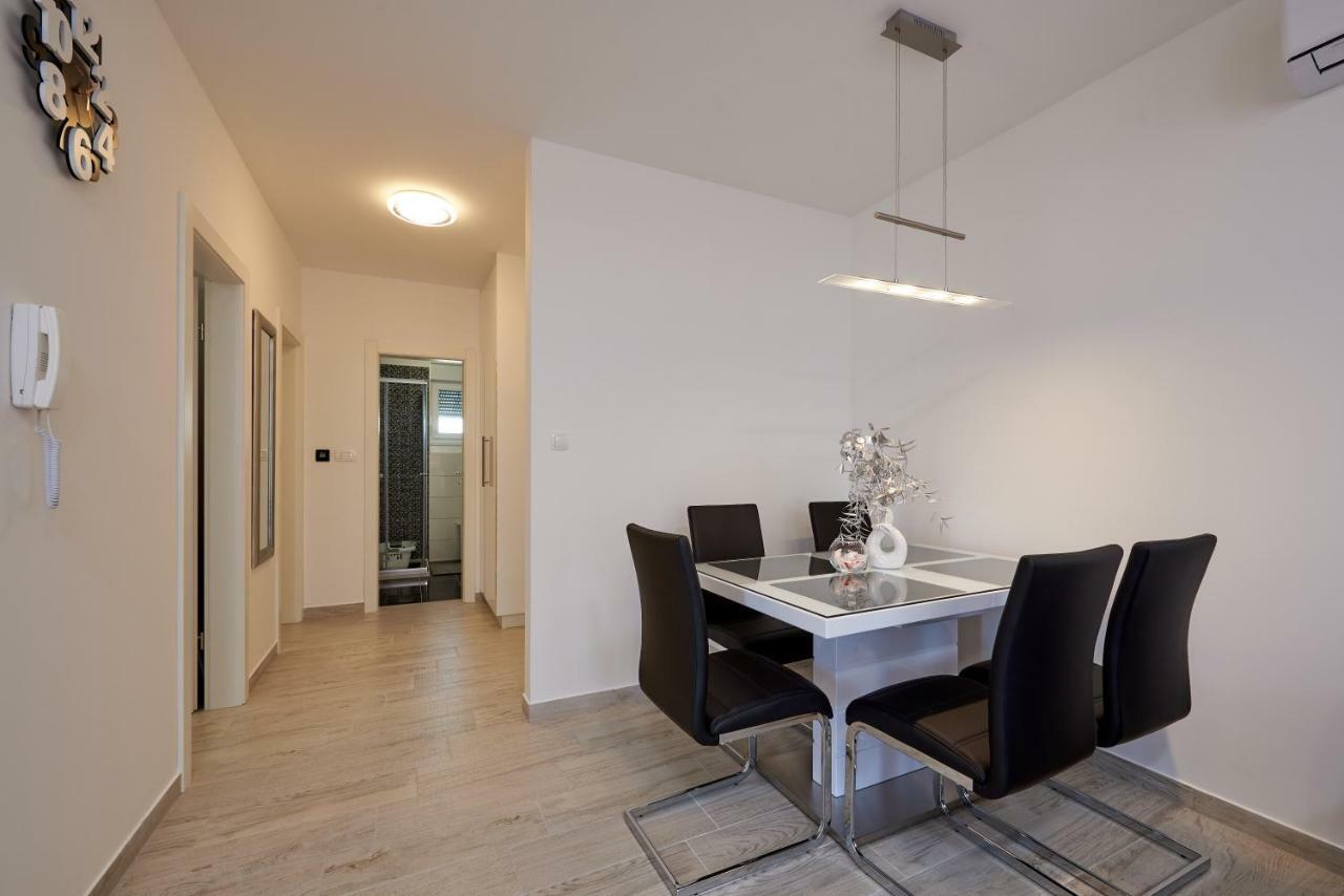 Apartman Jakov Apartment Trogir Exterior photo